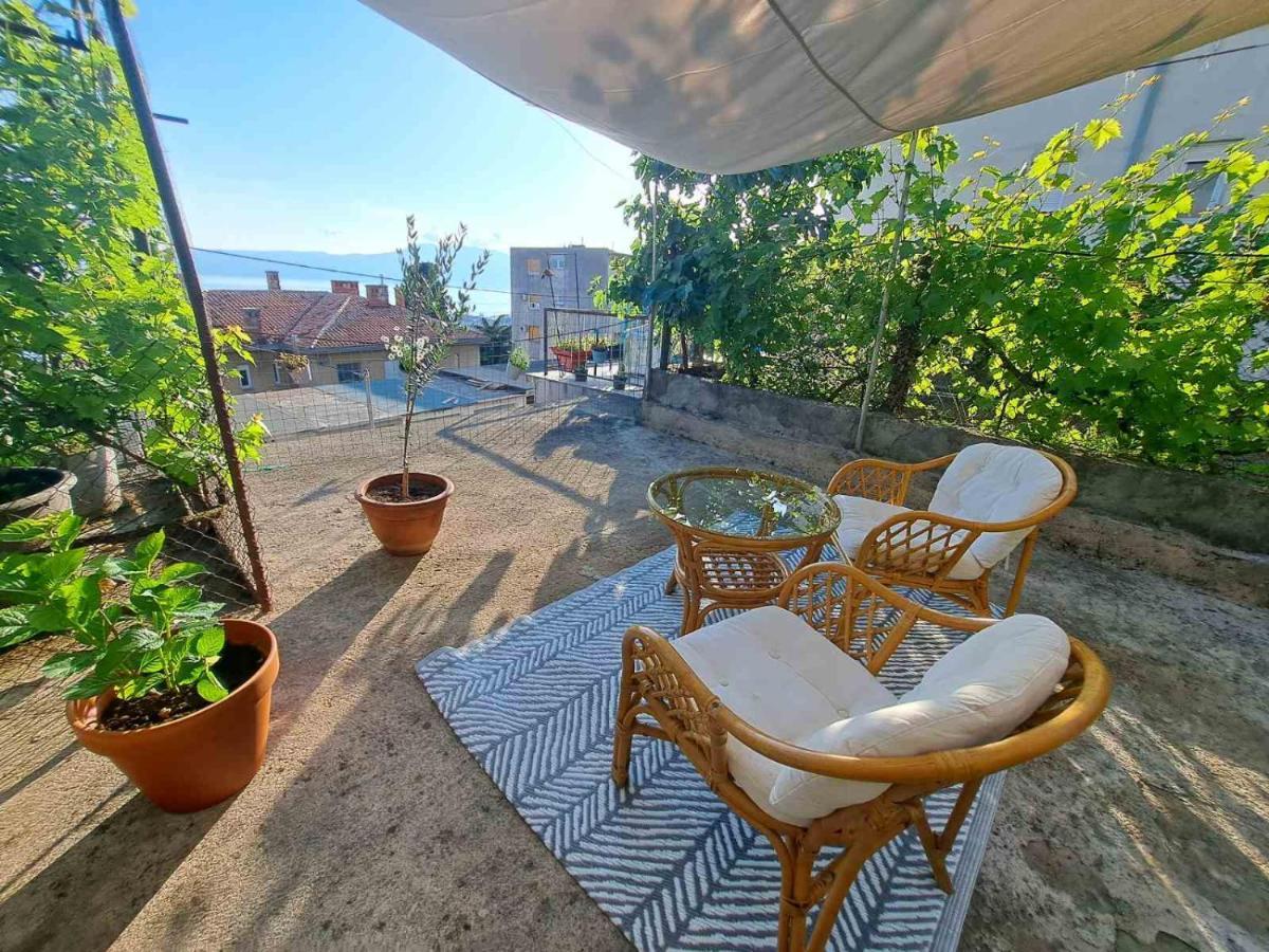 Studio Apartment Adriari With Large Terrace Рийека Екстериор снимка